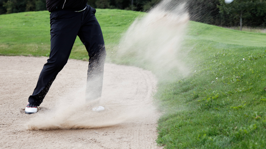 5 Tips for Hitting Bunker Shots in Windy Conditions